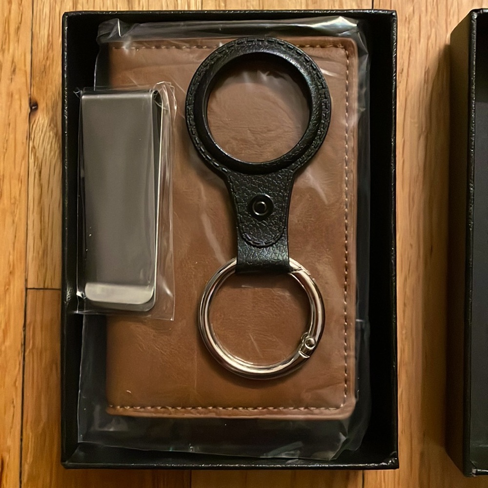 🆕 Mens AirTag Wallet with Money Clip, with Gift Box